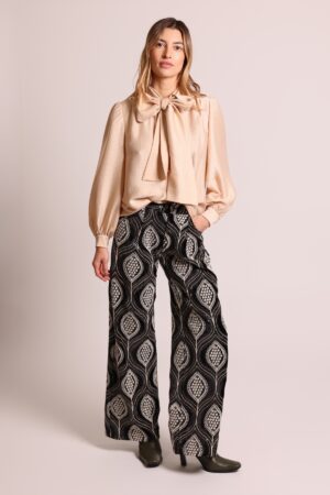 Traffic People Anything Goes Bonnie Blouse In Cream - Image 2
