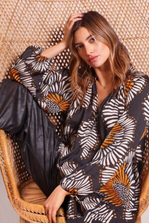 Holding on Maddie Blouse