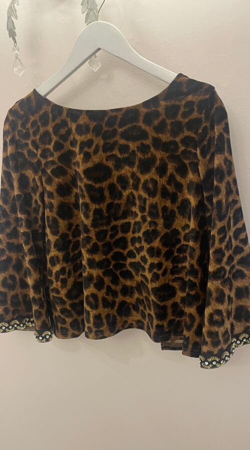 Traffic People Forgotten Brown Top